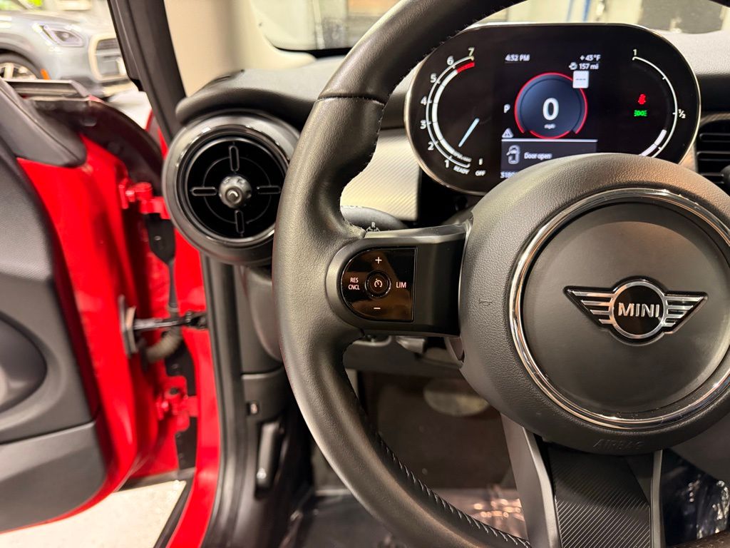 Thumbnail: 2023 MINI Cooper - 13