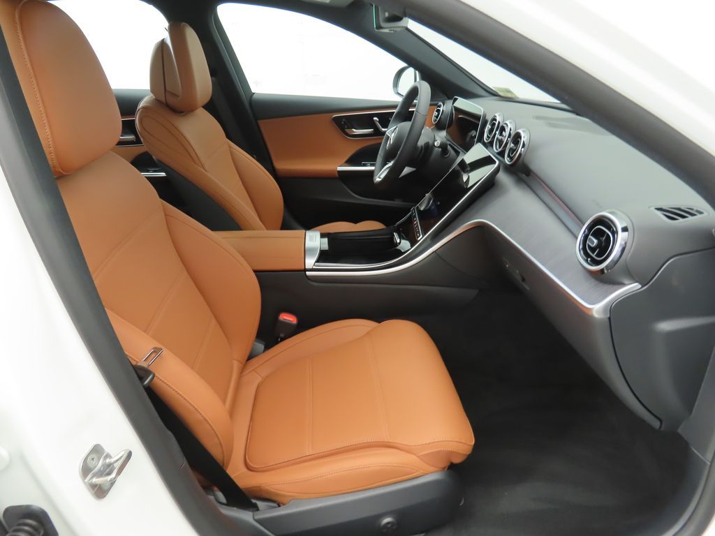 Thumbnail: 2025 Mercedes-Benz C-Class - 20