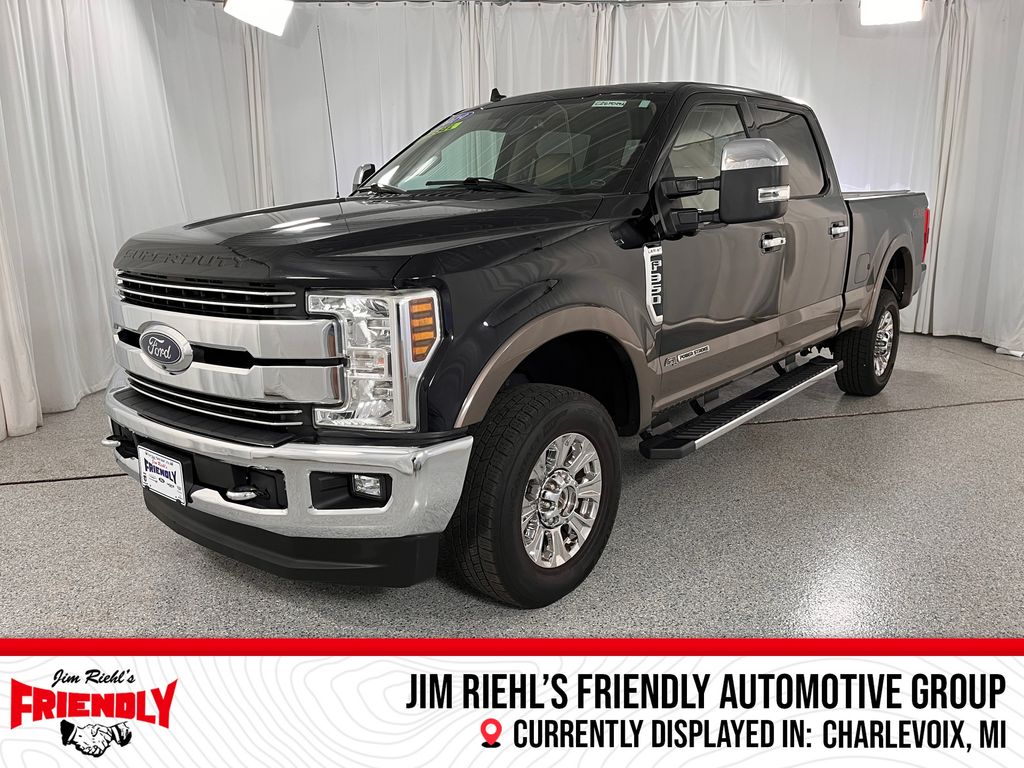  2019 Ford F-350 Super Duty Lariat Crew Cab 4WD   
