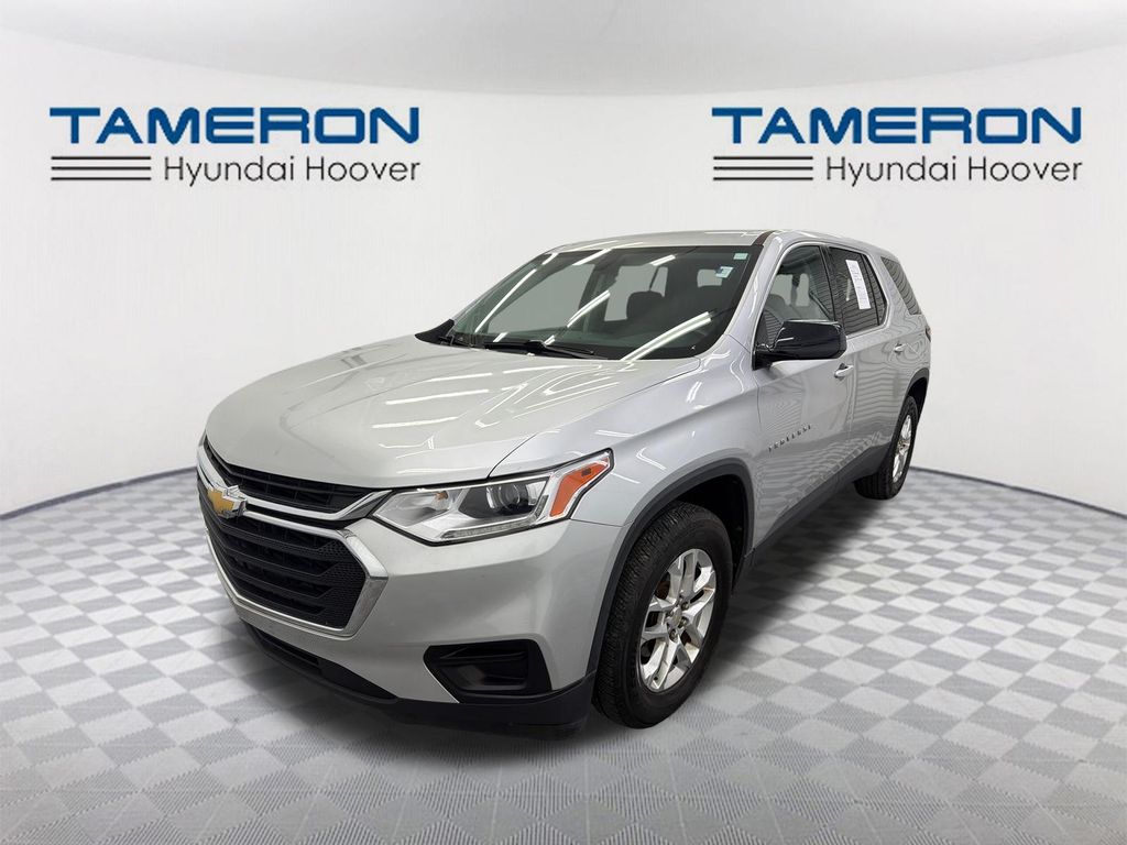 Silver Ice Metallic 2019 Chevrolet Traverse LS FWD SUV / Crossover Front-Wheel Drive 9-Speed Automatic