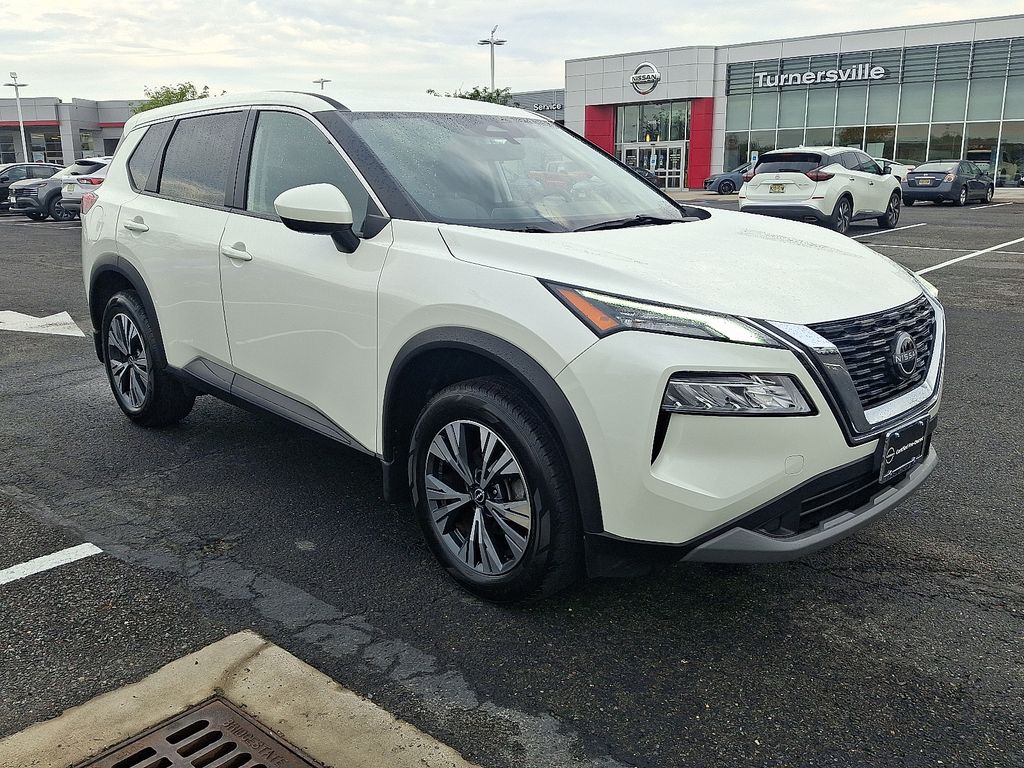Thumbnail: 2023 Nissan Rogue - 3
