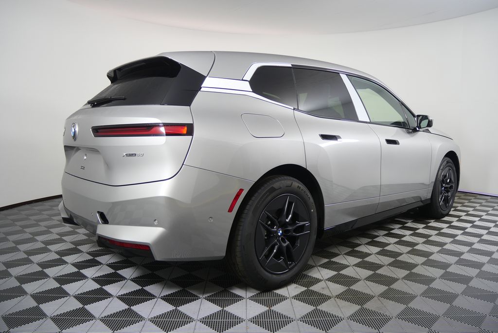 Thumbnail: 2026 BMW iX - 3