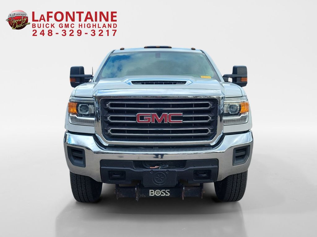 2019 GMC Sierra 2500HD Base 2