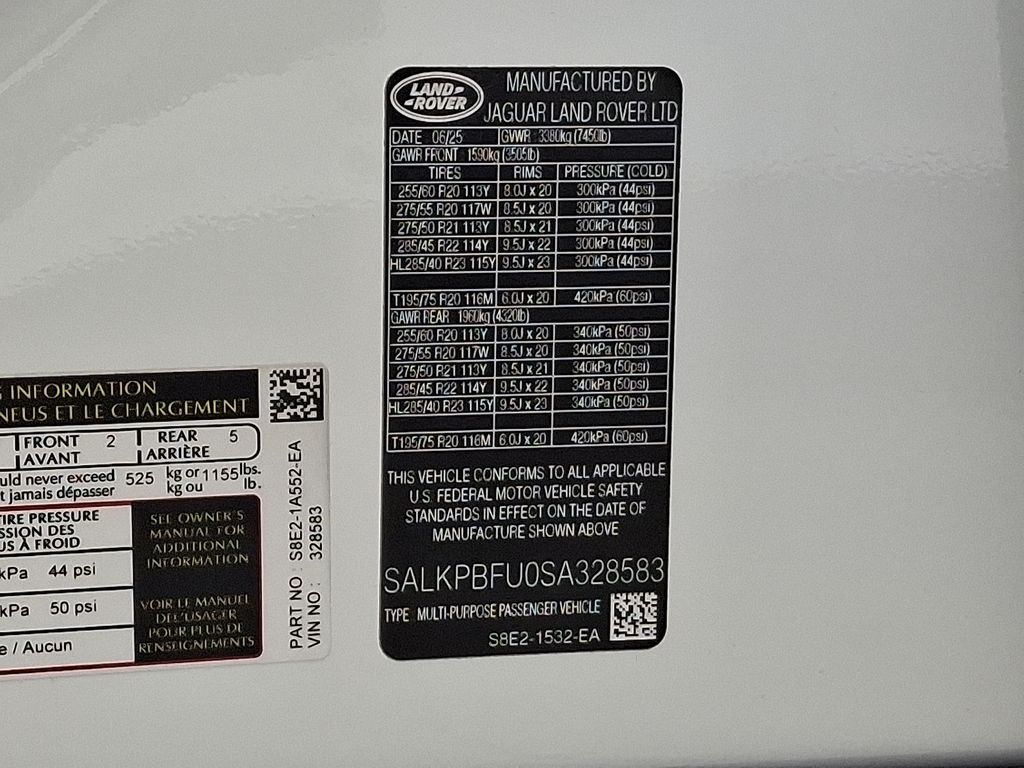 Thumbnail: 2025 Land Rover Range Rover - 20