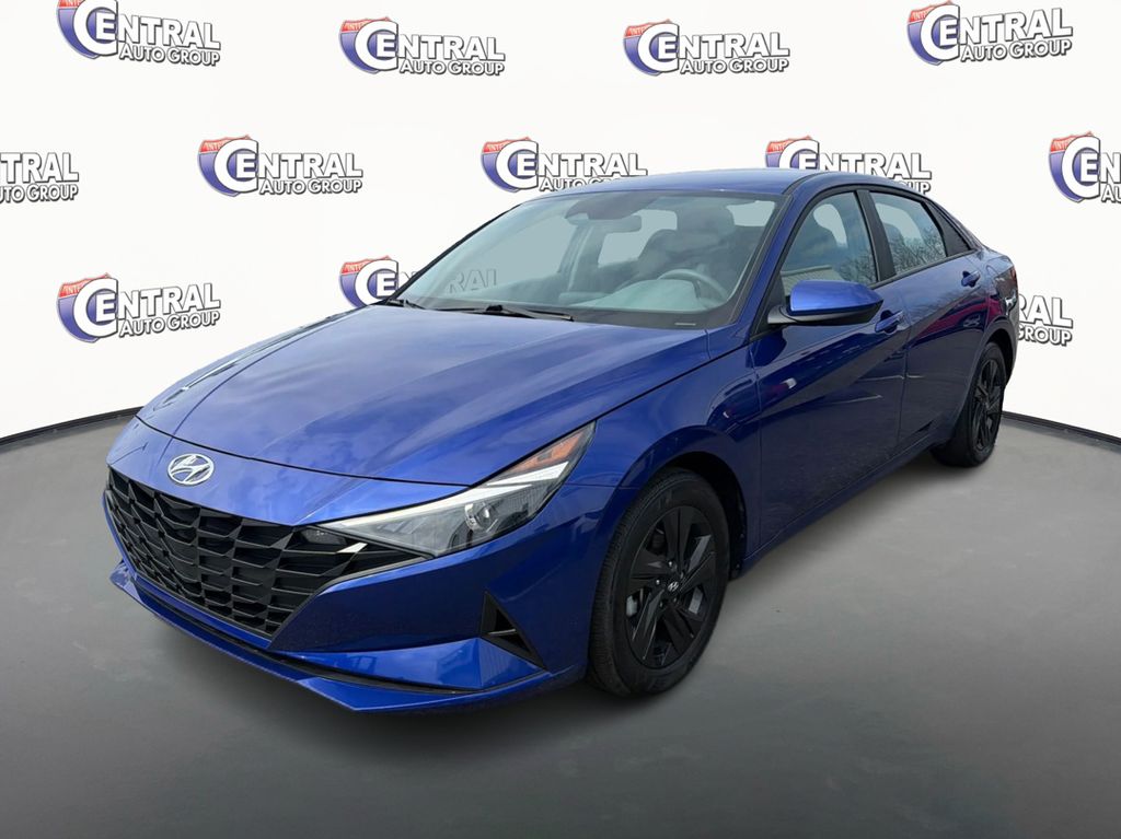 2022 Hyundai Elantra Hybrid Blue FWD