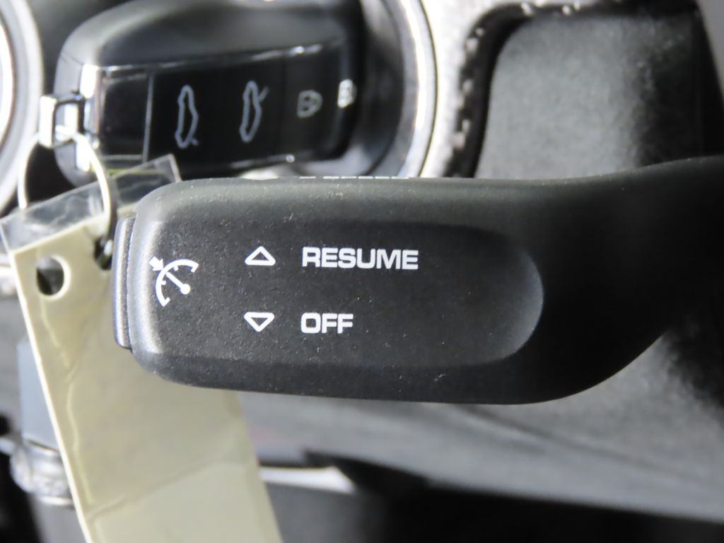 Thumbnail: 2024 Porsche 718 Cayman - 25