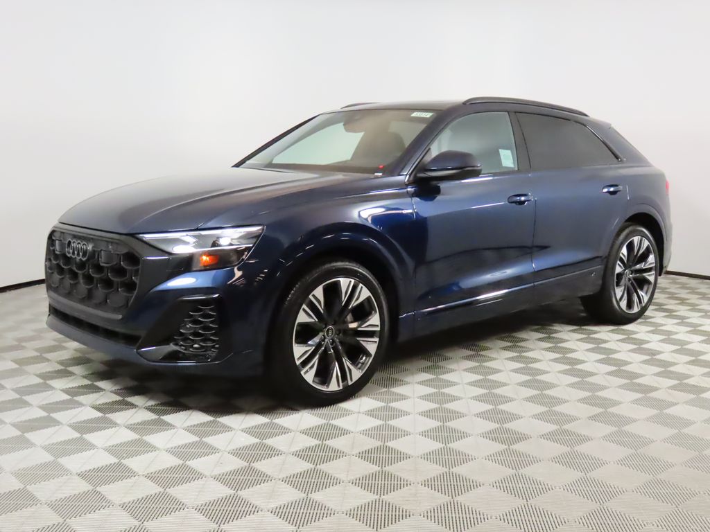 Thumbnail: 2025 Audi Q8 - 1