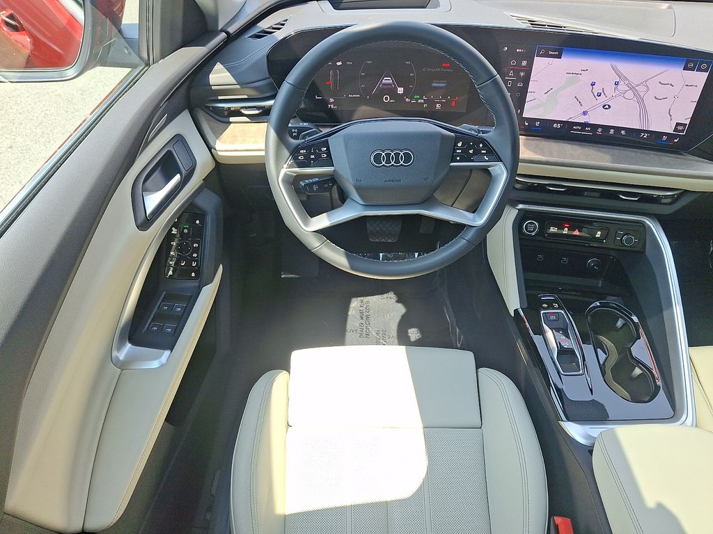 Thumbnail: 2025 Audi Q5 - 11