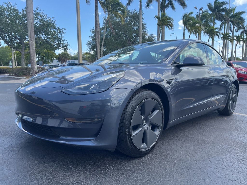 2023 Tesla Model 3 RWD