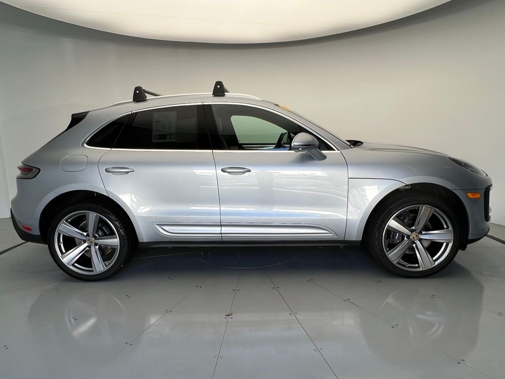 2024 Porsche Macan  5