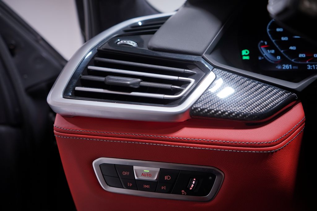 Thumbnail: 2023 BMW X6 - 19