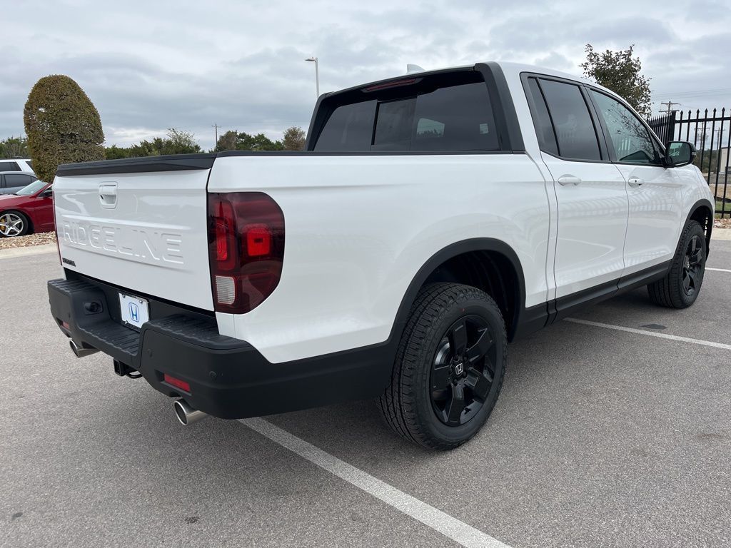 Thumbnail: 2026 Honda Ridgeline - 3