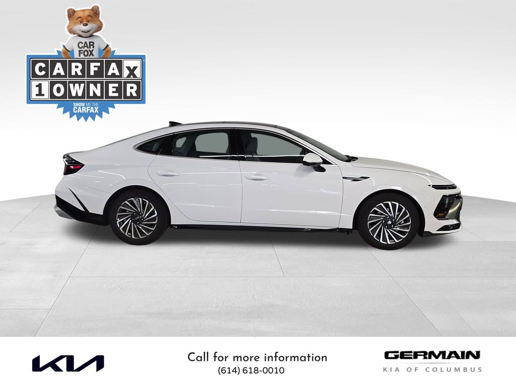 2024 Hyundai Sonata Hybrid Limited photo 3