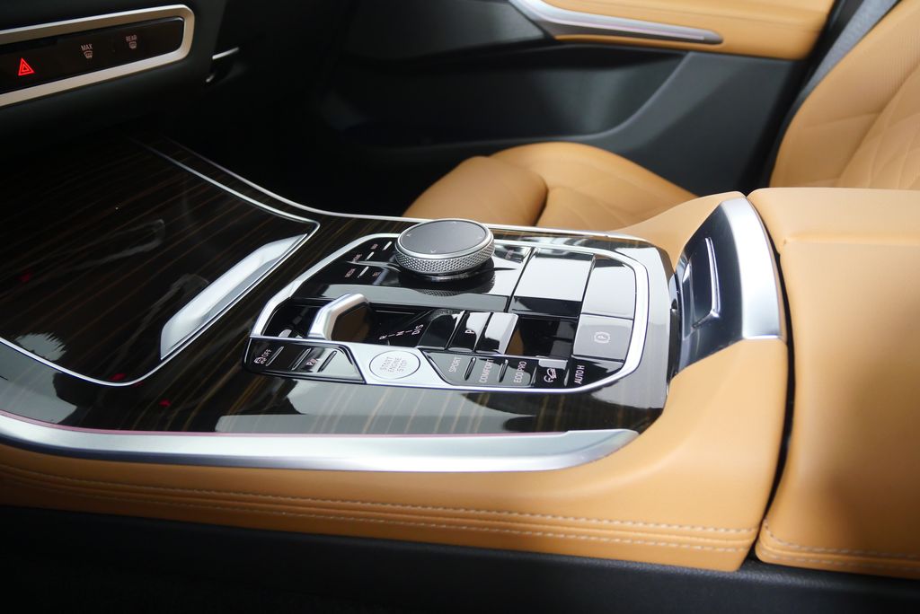Thumbnail: 2025 BMW X5 - 28