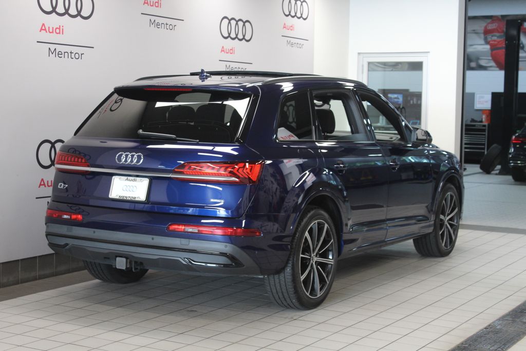Thumbnail: 2020 Audi Q7 - 6
