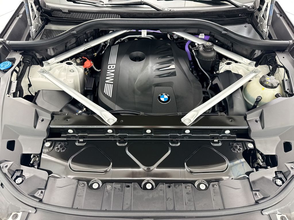 Thumbnail: 2026 BMW X5 - 28