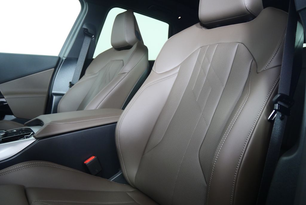 Thumbnail: 2026 BMW X3 - 10