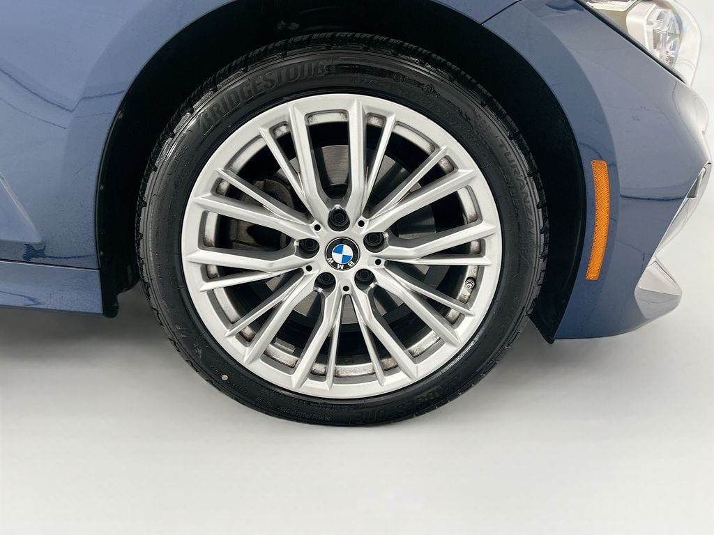 Thumbnail: 2024 BMW 3 Series - 31