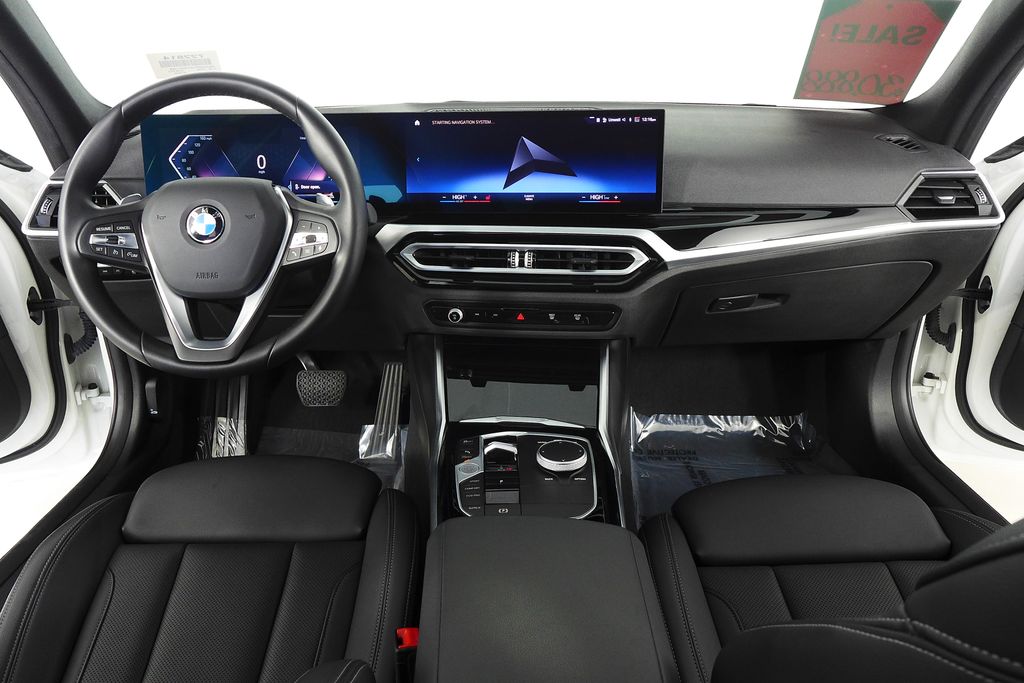 Thumbnail: 2023 BMW 3 Series - 25