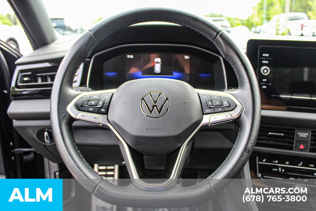 Used 2025 Black Volkswagen 1.5T Sport image 23