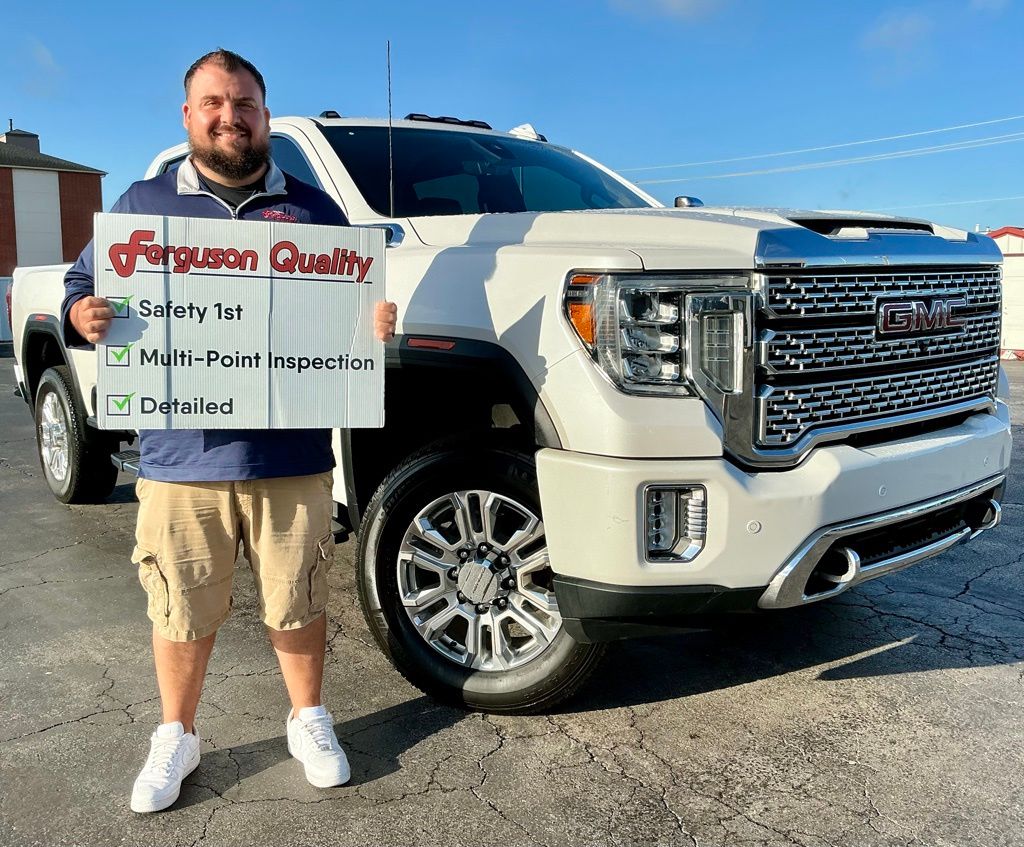 White Frost Tricoat 2020 GMC Sierra 2500HD Denali Crew Cab 4WD Pickup Truck Four-Wheel Drive Automatic