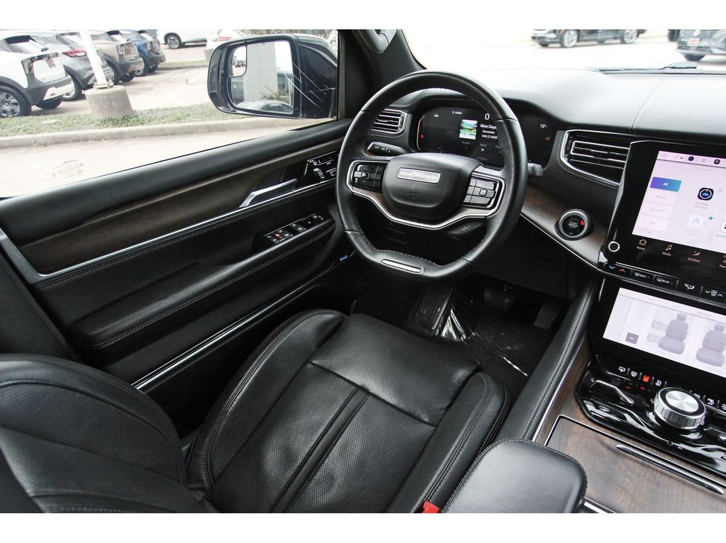 2023 Jeep Grand Wagoneer Base White at River Oaks CDJR