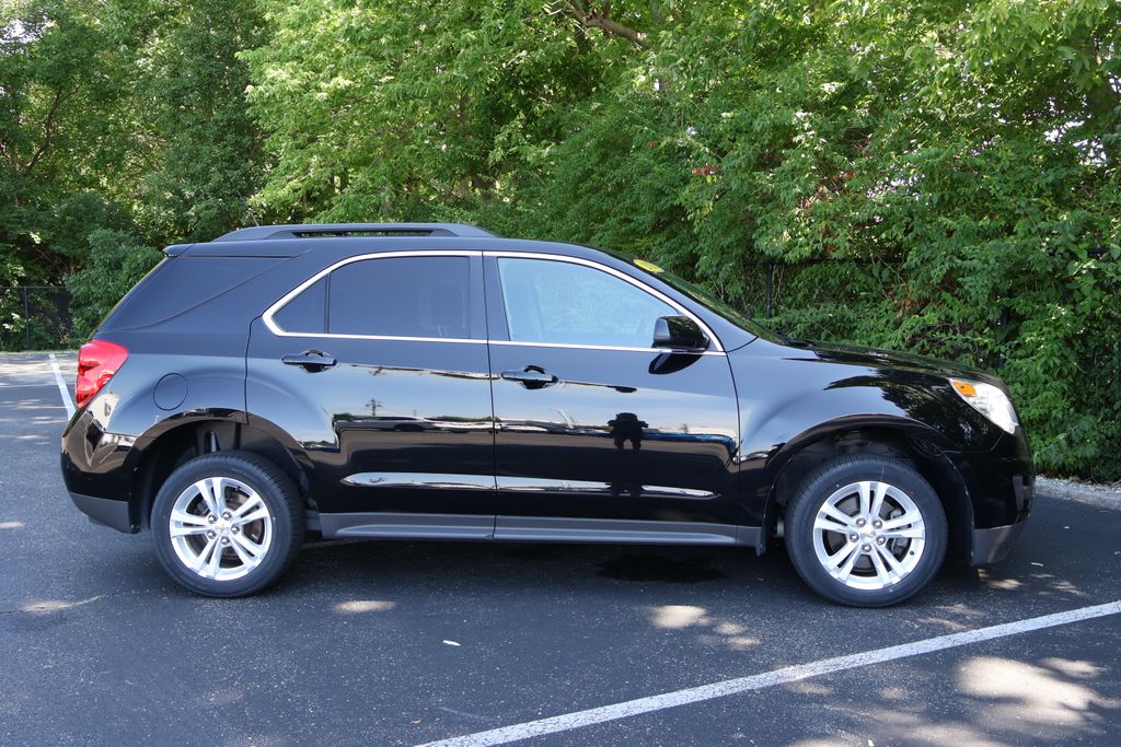 Thumbnail: 2011 Chevrolet Equinox - 9