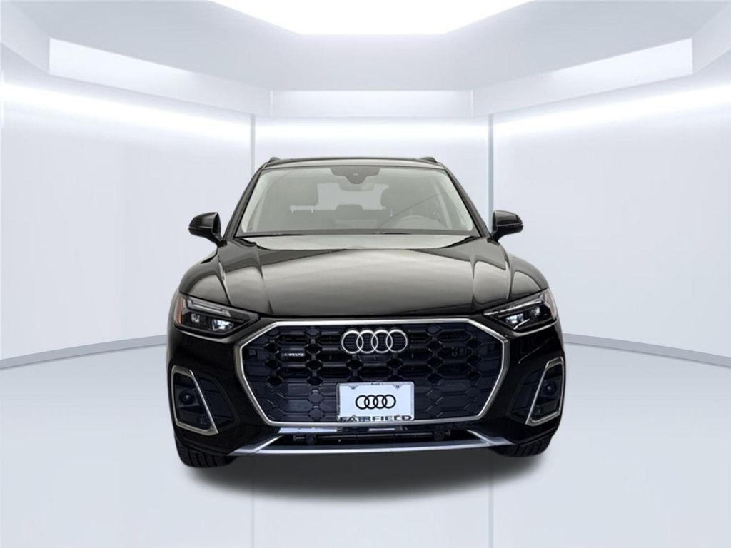 Thumbnail: 2023 Audi Q5 - 9
