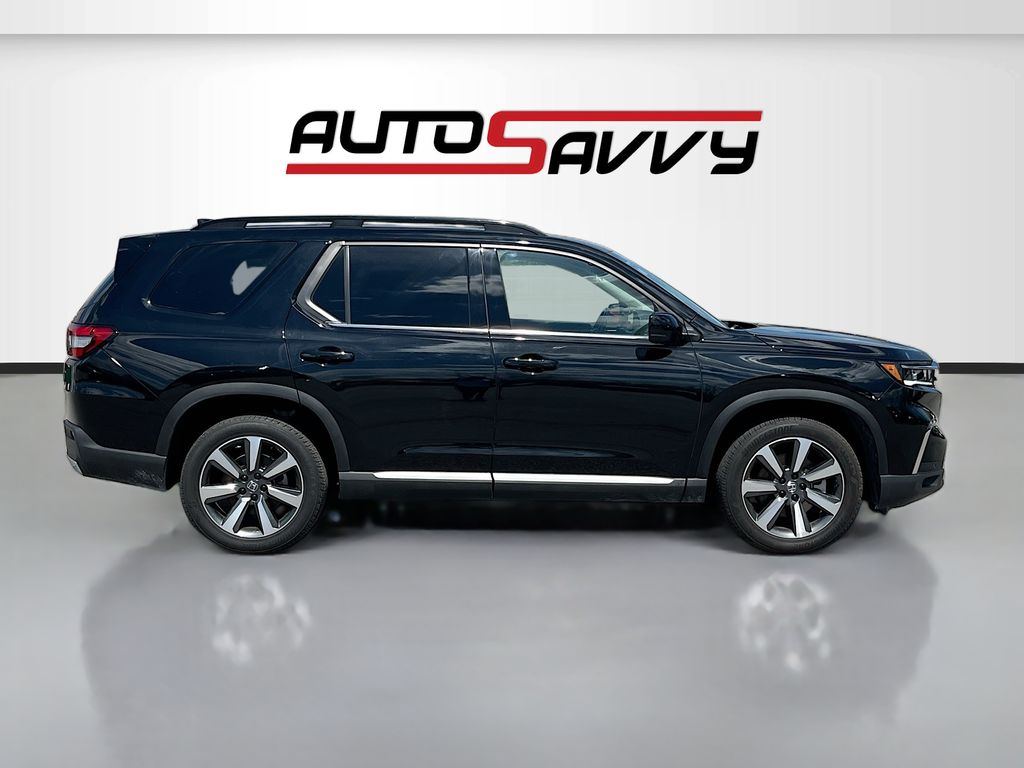 Used 2025 Black Honda Touring image 8
