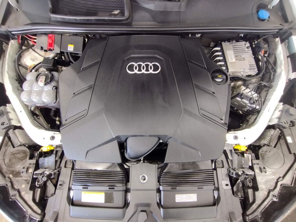 2024 Audi Q7 55 Premium Plus