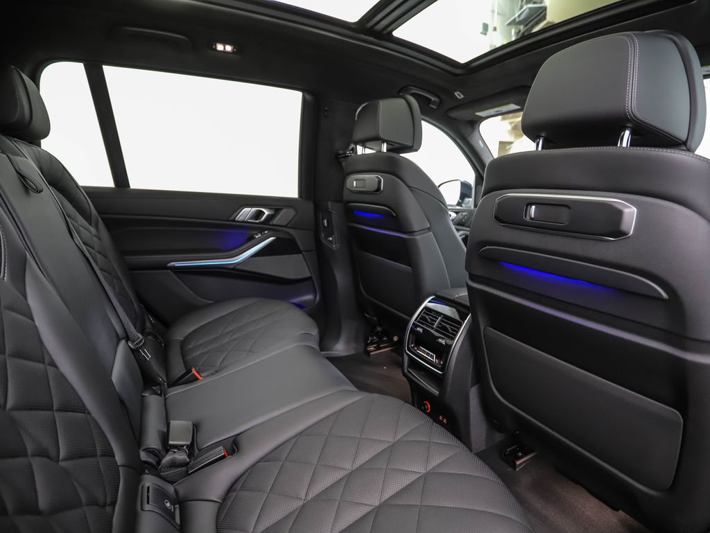 Thumbnail: 2024 BMW X7 - 29