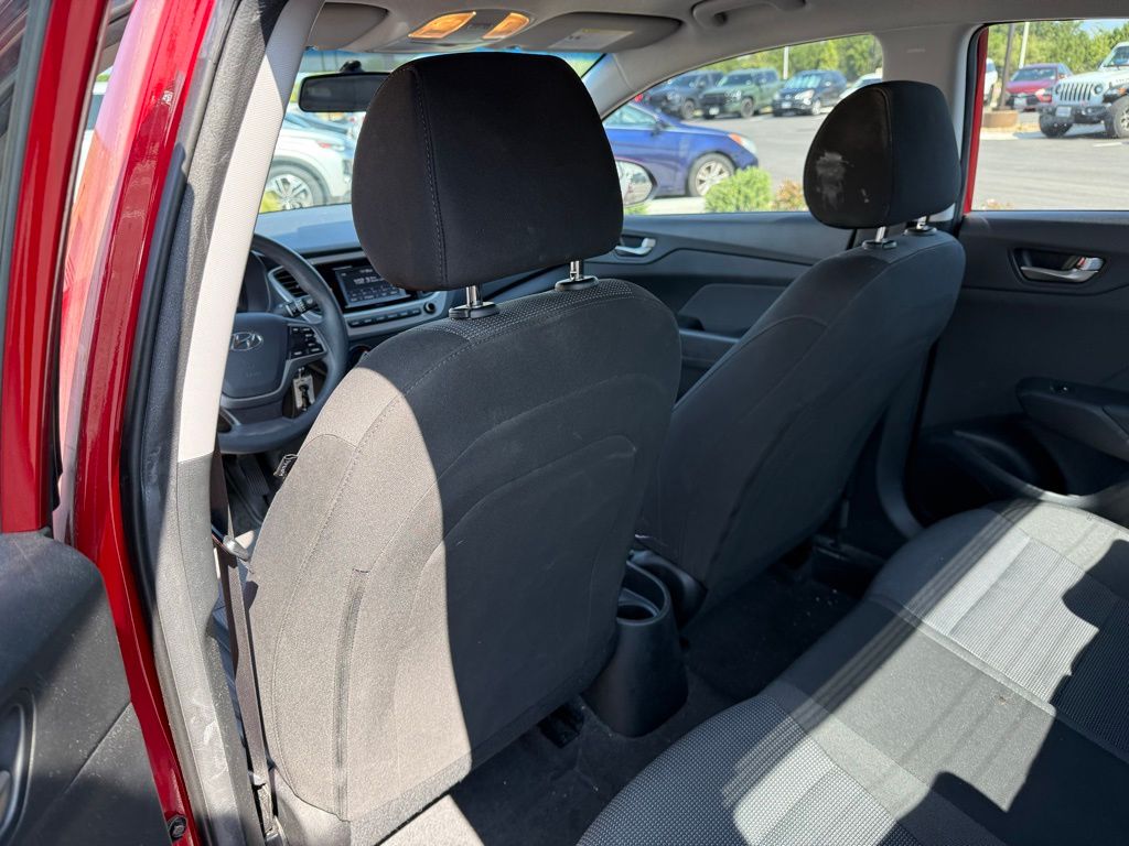 Thumbnail: 2019 Hyundai Accent - 11