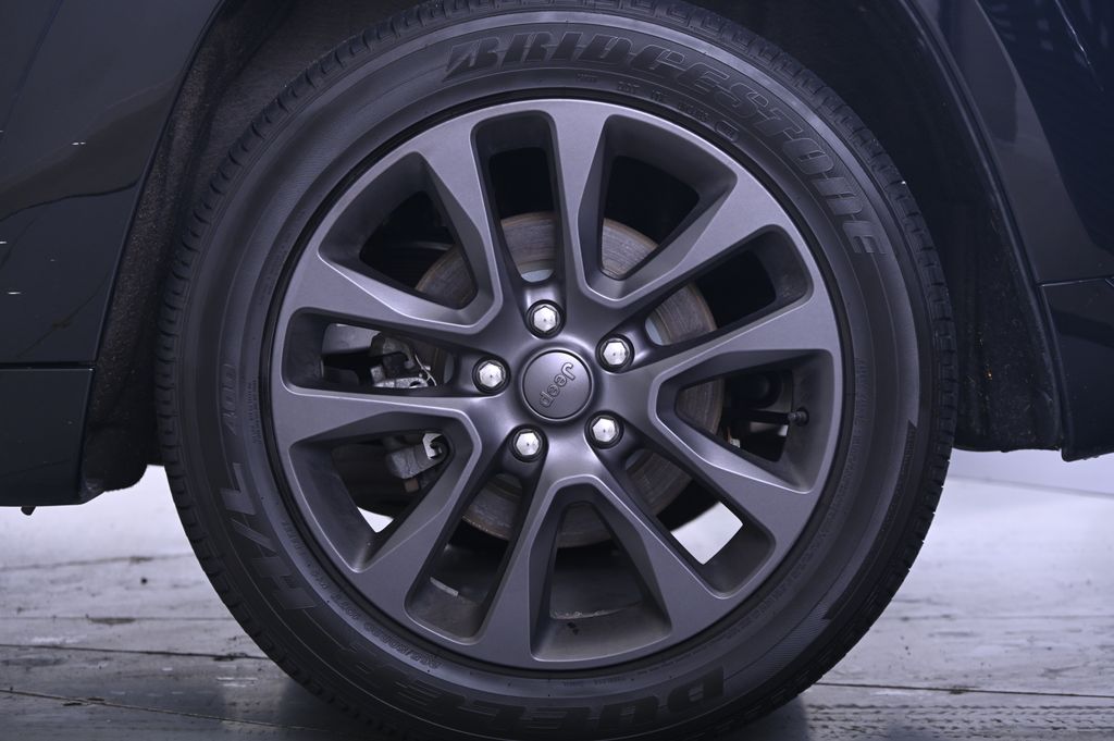 2018 Jeep Grand Cherokee High Altitude 16