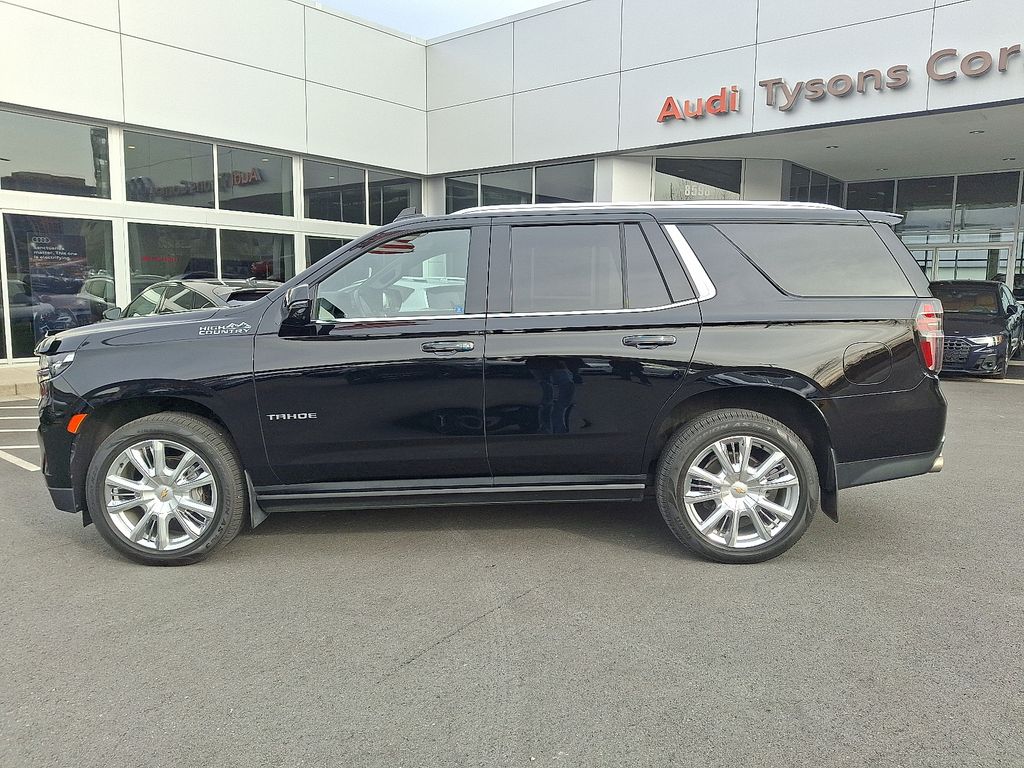 Thumbnail: 2022 Chevrolet Tahoe - 7