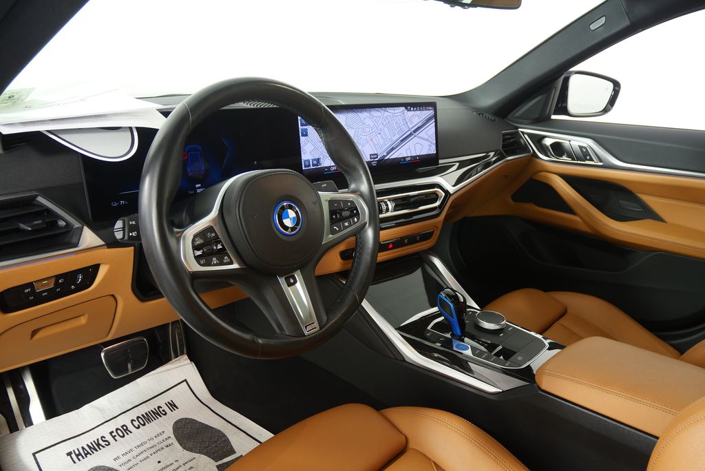Thumbnail: 2022 BMW i4 - 13