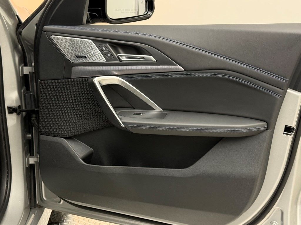 Thumbnail: 2024 BMW X1 - 29