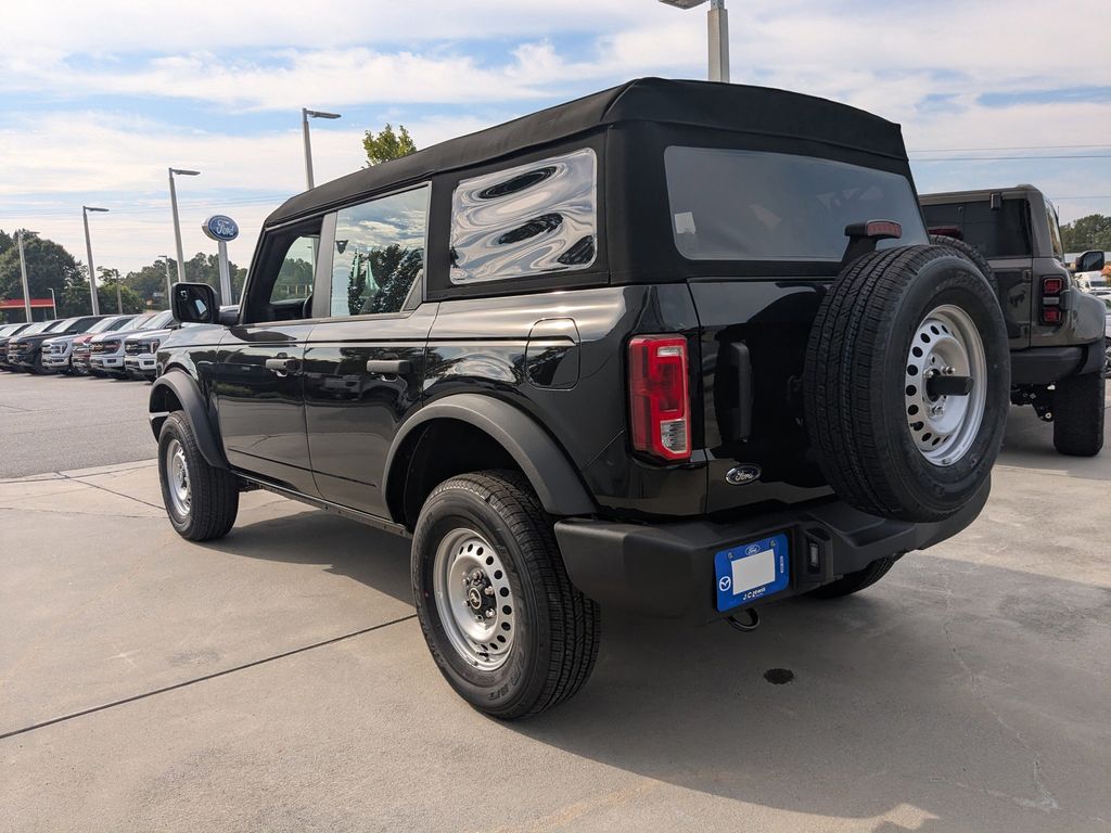 2025 Ford Bronco 
