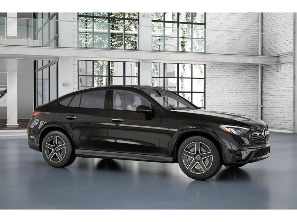 2025 Mercedes-Benz GLC 300 13