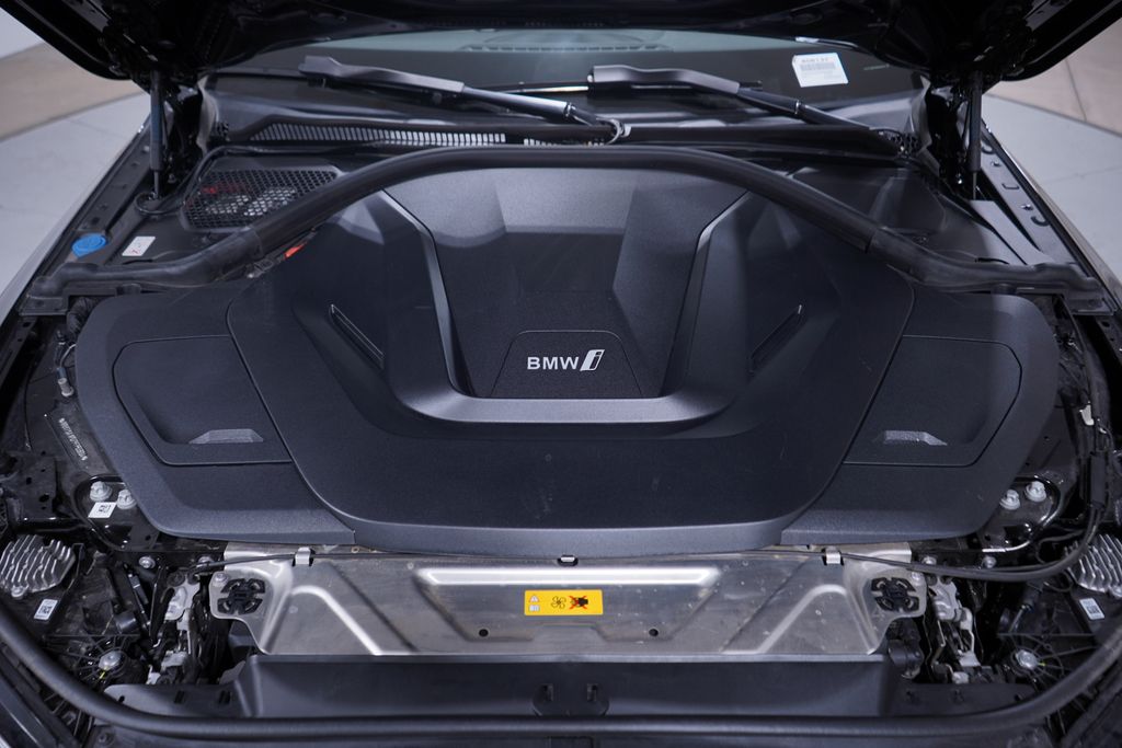Thumbnail: 2023 BMW i4 - 24