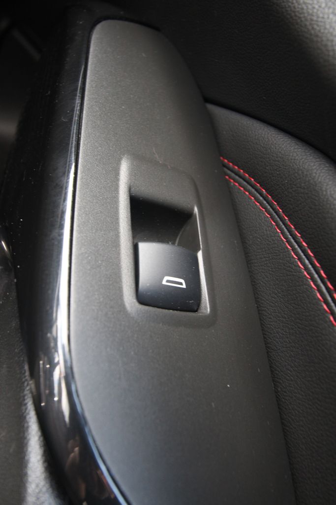 Used 2025 Chevrolet Trax SUV