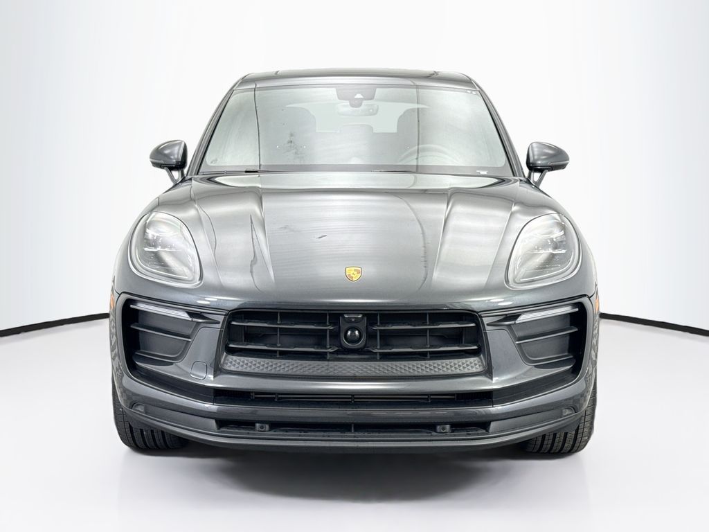 Thumbnail: 2025 Porsche Macan - 10