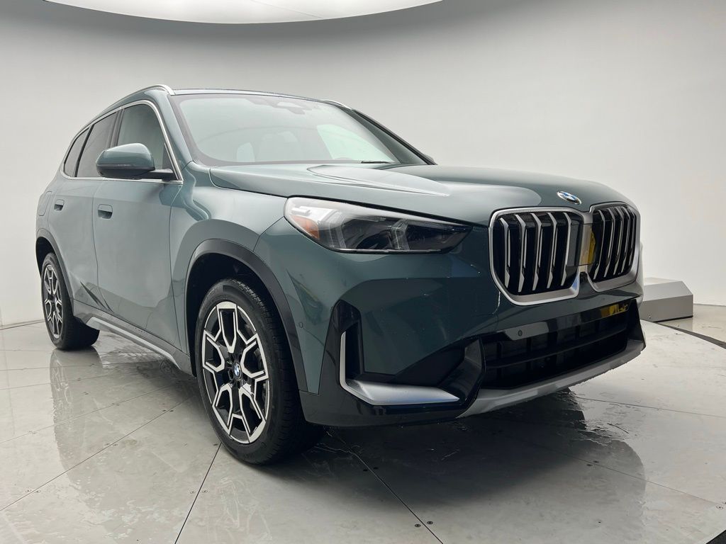 Thumbnail: 2026 BMW X1 - 2