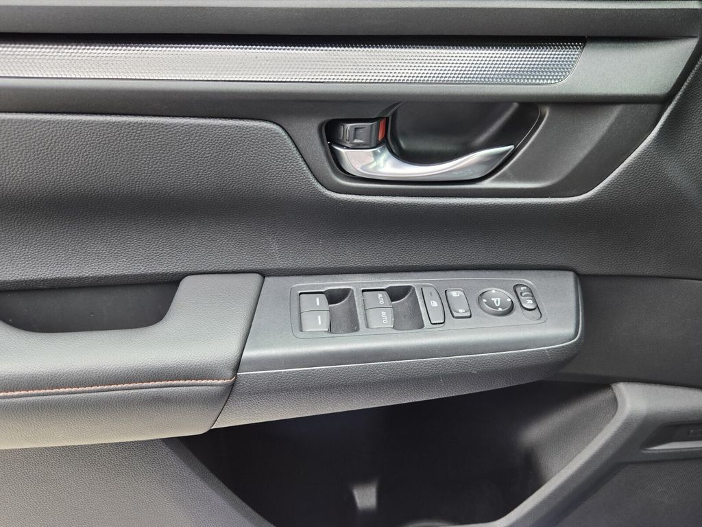 2025 Honda CR-V - $32,989