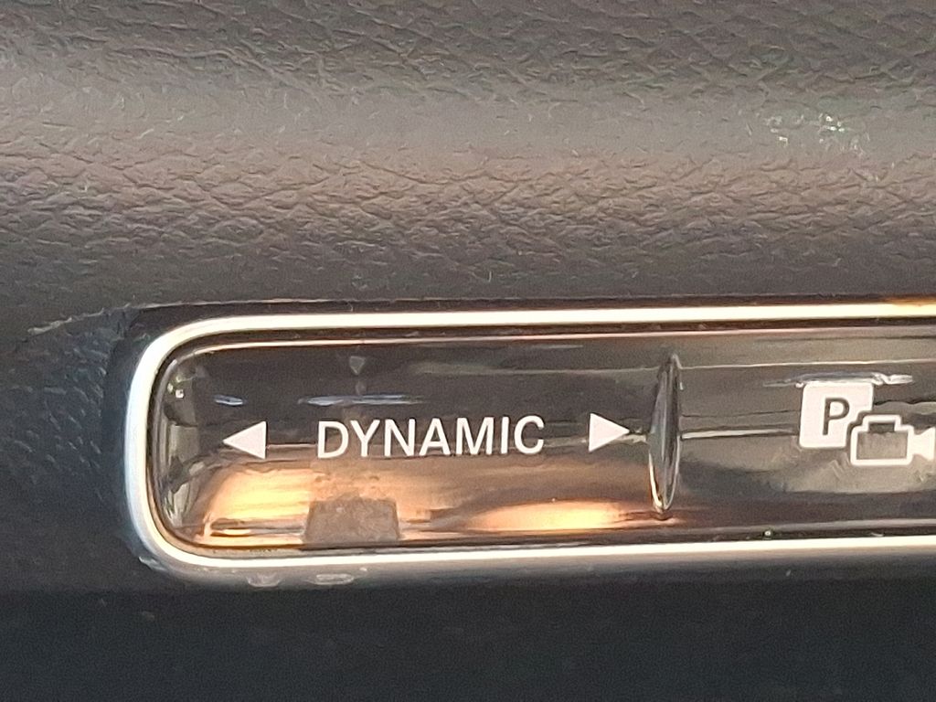 Thumbnail: 2025 Mercedes-Benz E-Class - 23