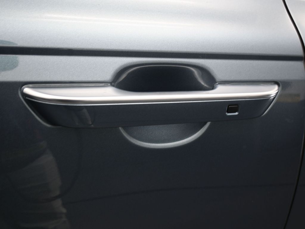 Used 2024 Astra Blue Kia EX image 41