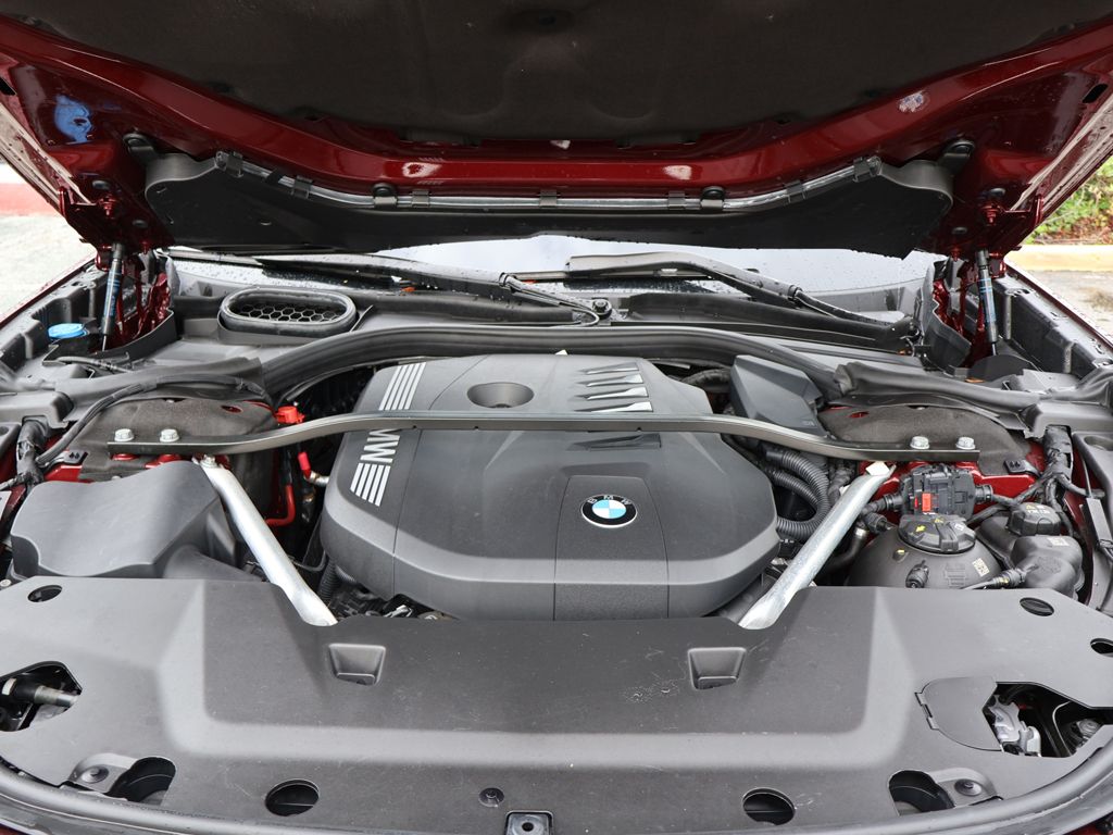 Used 2023 Red BMW 740i image 25