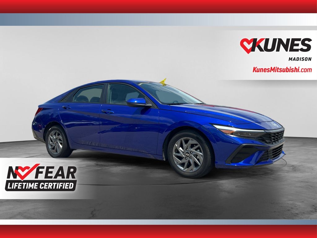 Intense Blue 2024 Hyundai Elantra Sedan Front-Wheel Drive Continuously Variable Transmission