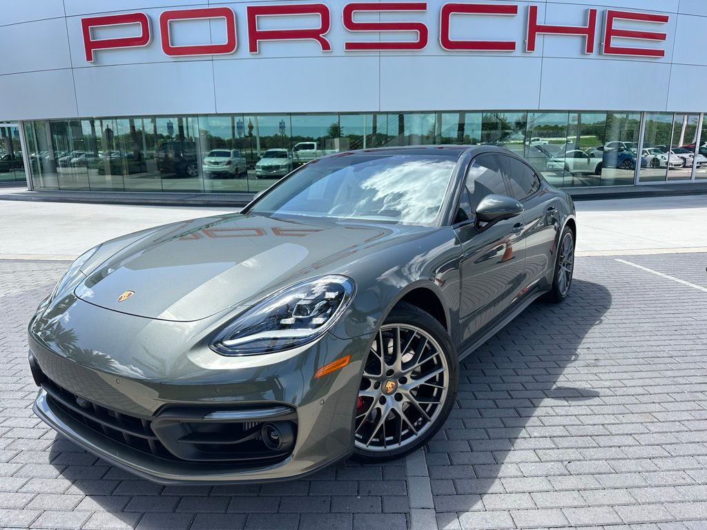 Thumbnail: 2023 Porsche Panamera - 1