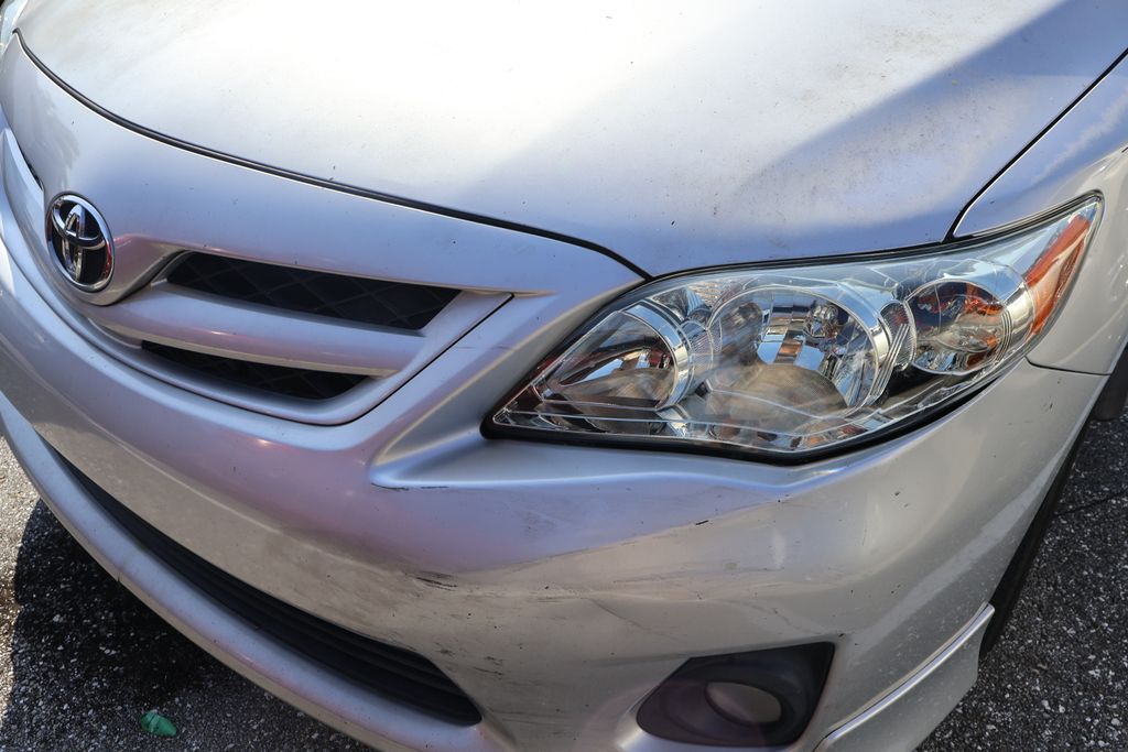 Thumbnail: 2012 Toyota Corolla - 3
