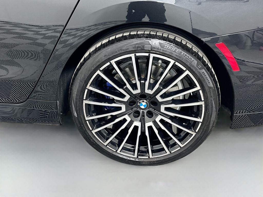 2024 BMW 7 Series 740i xDrive 31